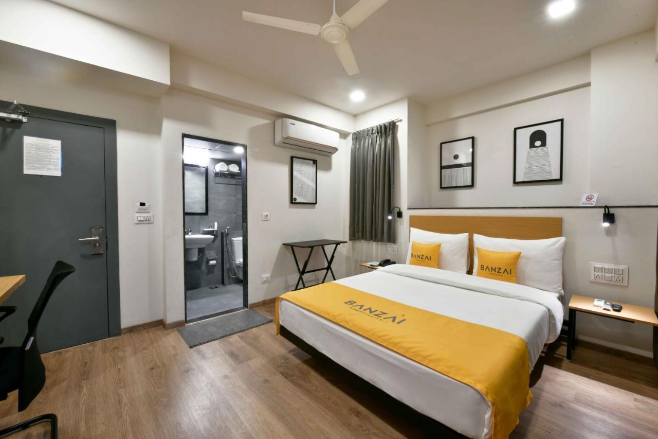 Banzai Rooms Nashik Exterior photo