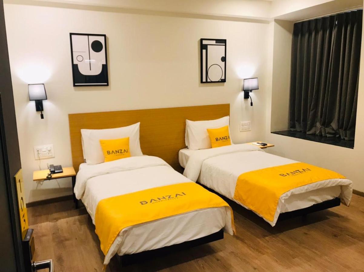 Banzai Rooms Nashik Exterior photo
