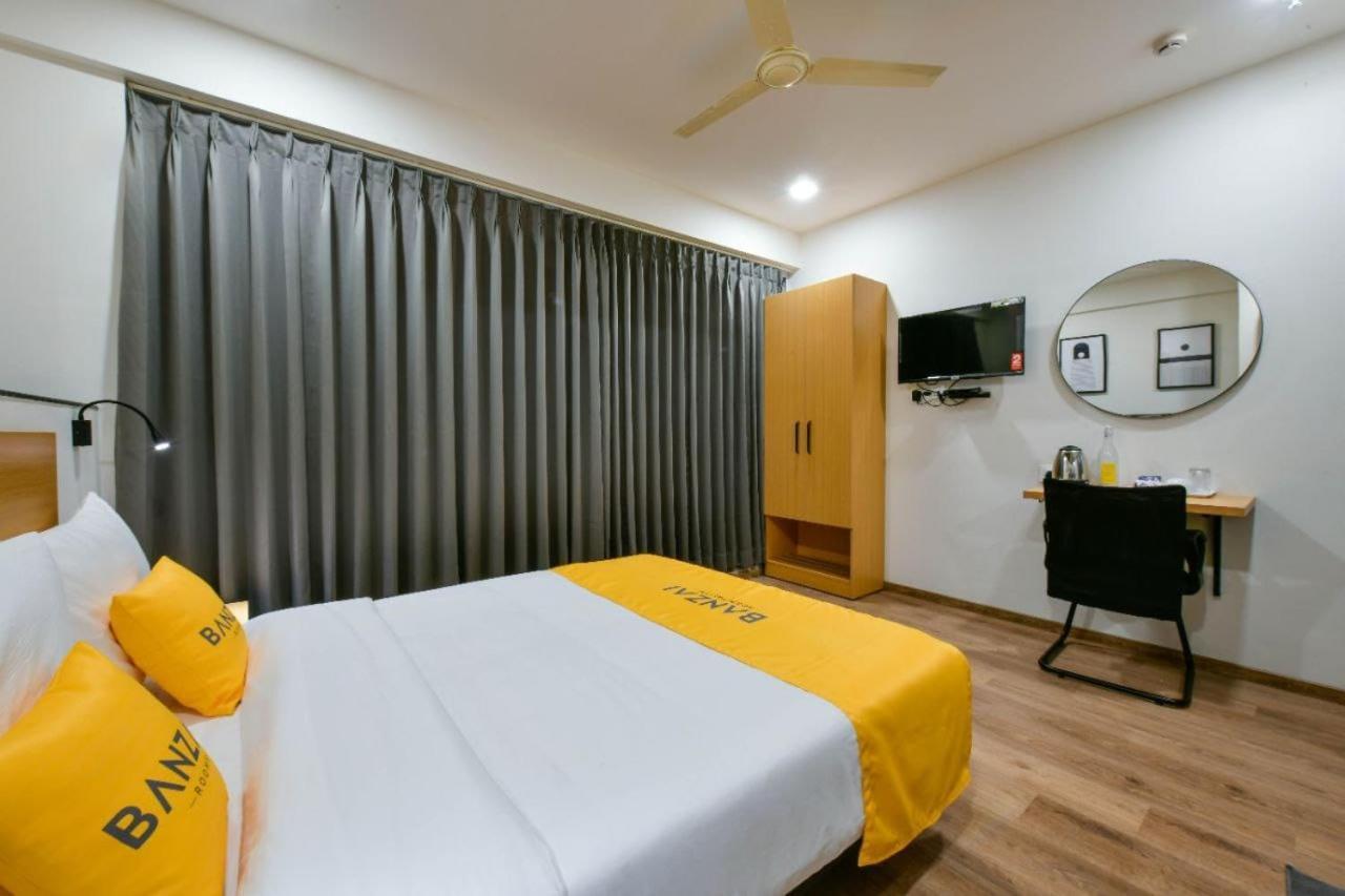 Banzai Rooms Nashik Exterior photo