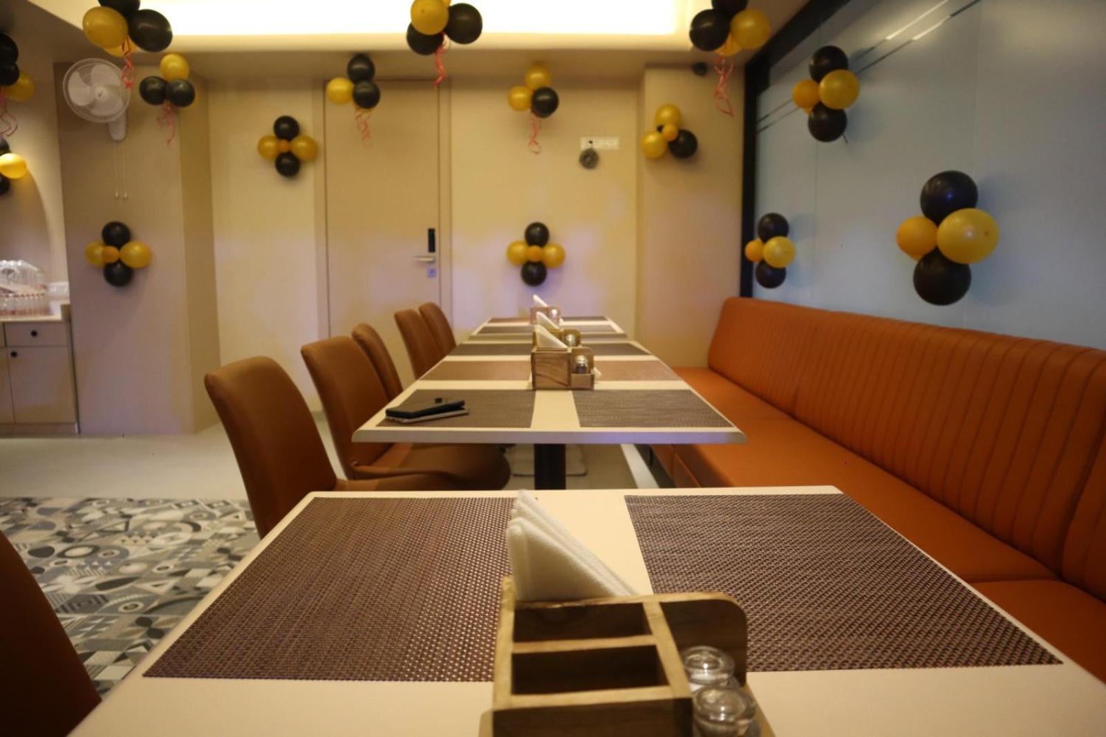 Banzai Rooms Nashik Exterior photo